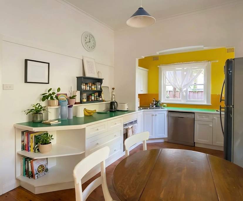 Furnished room in a share house