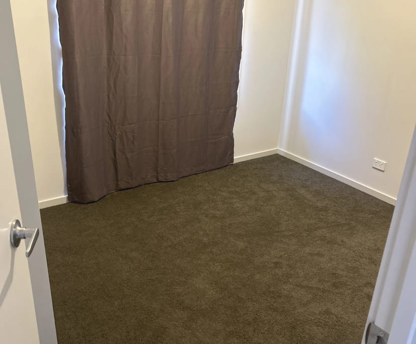 Room for Rent in Seaford Heights, Adelaide 200, U...