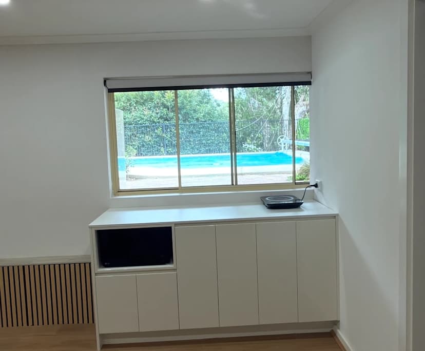 $450, Studio, 1 bathroom, Bardwell Valley NSW 2207