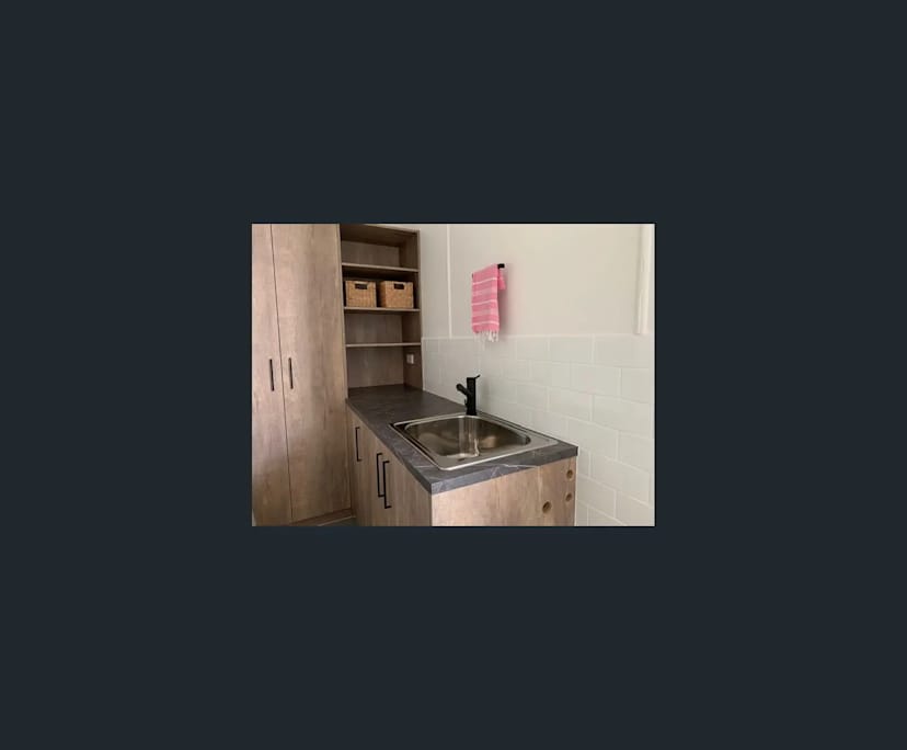 $330, Share-house, 3 bathrooms, Bardon QLD 4065