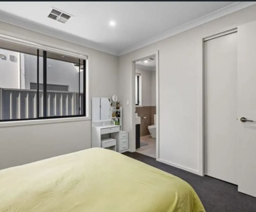 Unfurnished room with ensuite in a share house