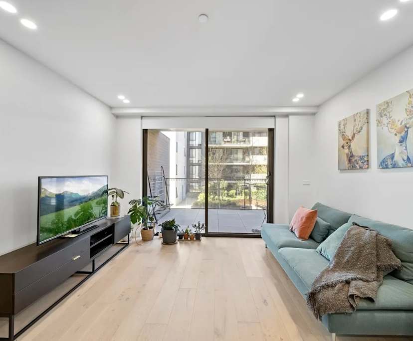 propertyImage
