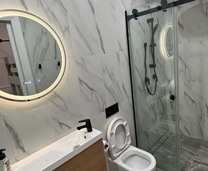 Furnished room granny flat for rent