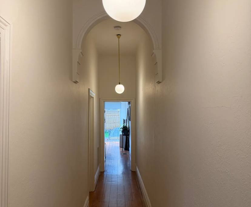 Room in a share house