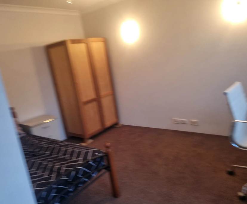 $250, Share-house, 4 bathrooms, Canning Vale WA 6155