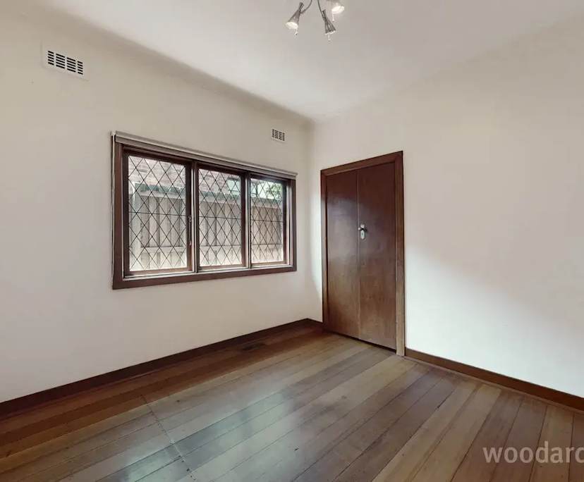 Unfurnished room in a share house