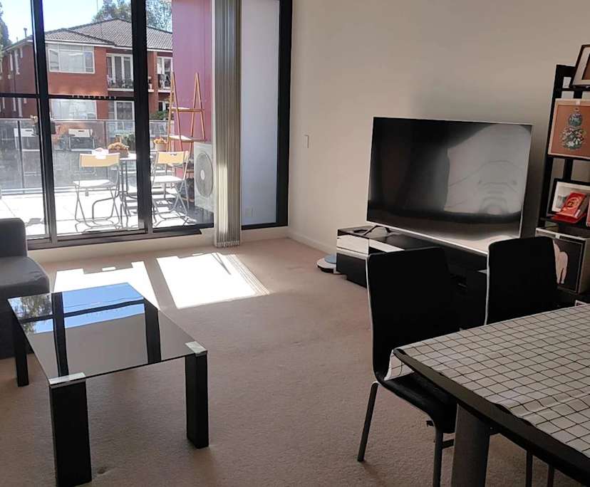 Unfurnished room with own bathroom
