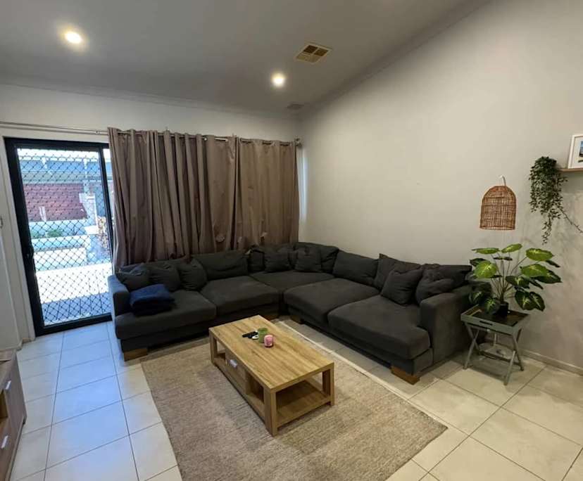 $300, Share-house, 2 bathrooms, Butler WA 6036