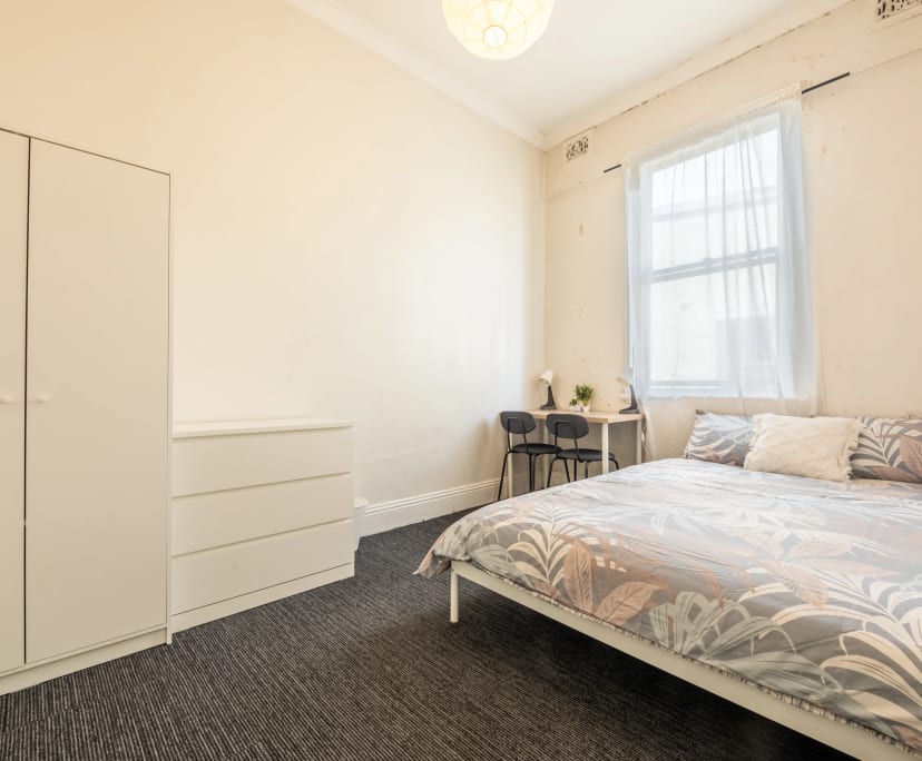$290, Flatshare, 4 bathrooms, Newtown NSW 2042