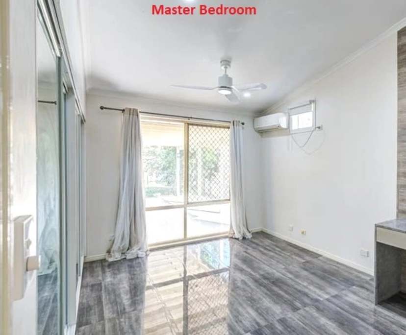 Room in a share house