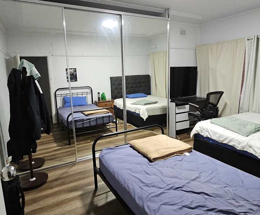Whole property with 2 rooms for rent