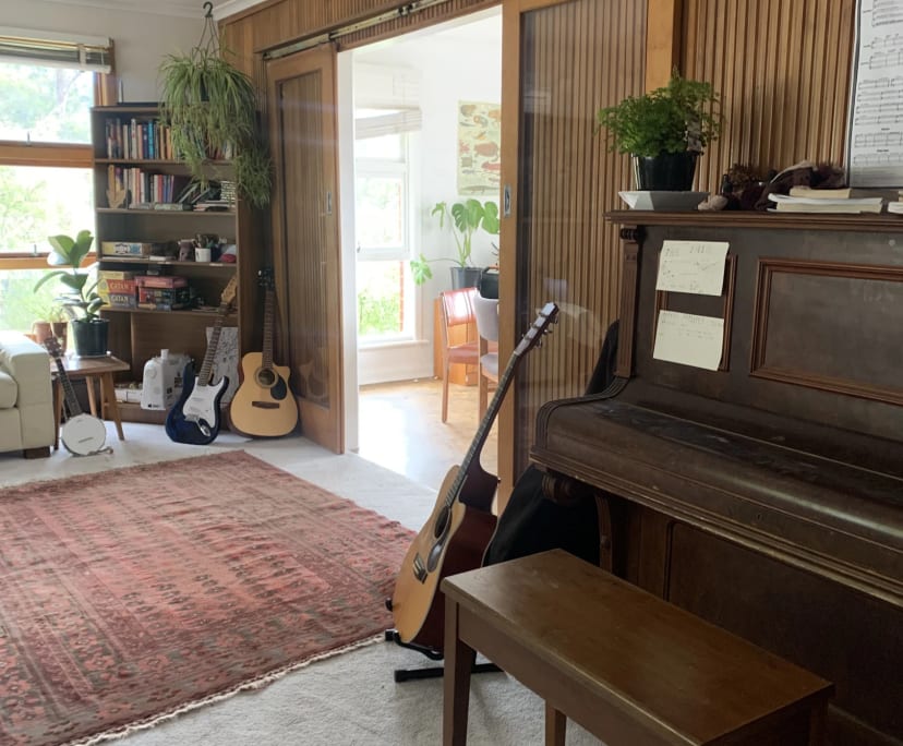 Furnished room in a share house