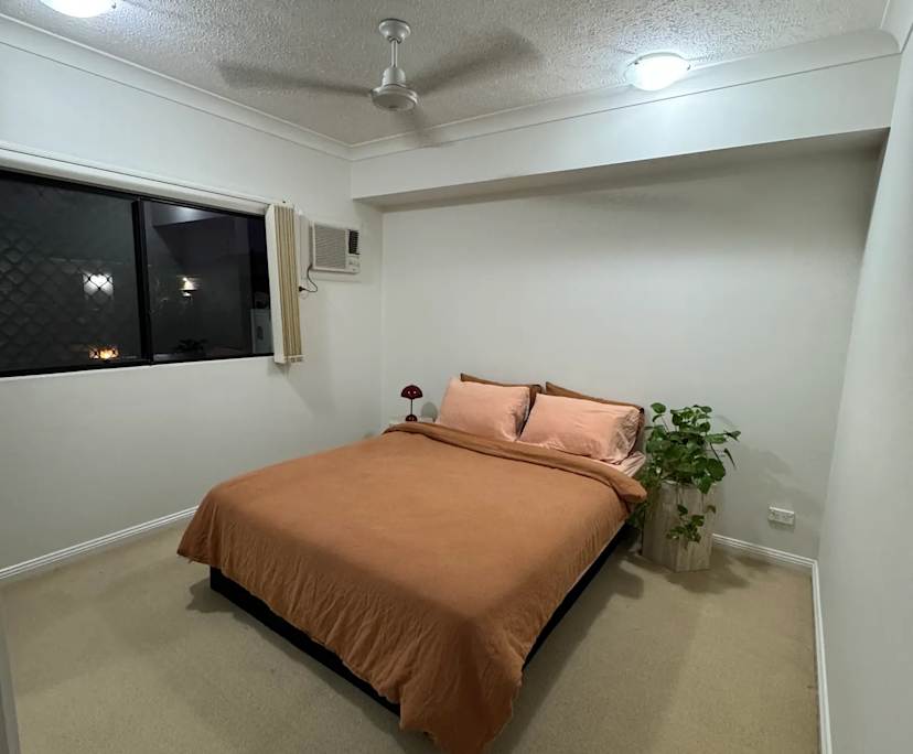 Furnished room with own bathroom