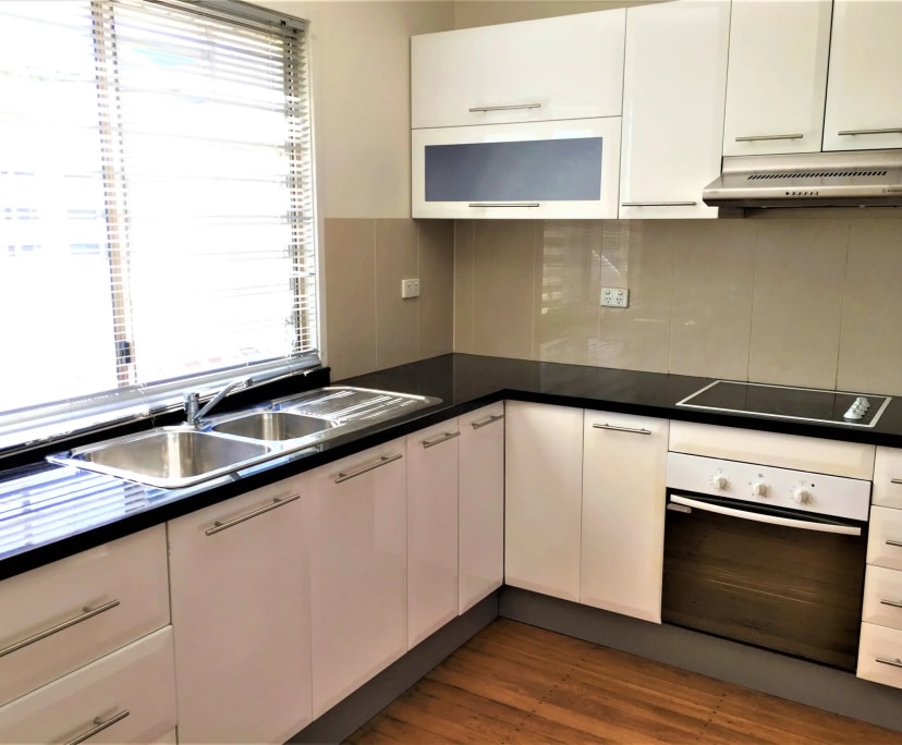 $980, Whole-property, 5 bathrooms, Annerley QLD 4103