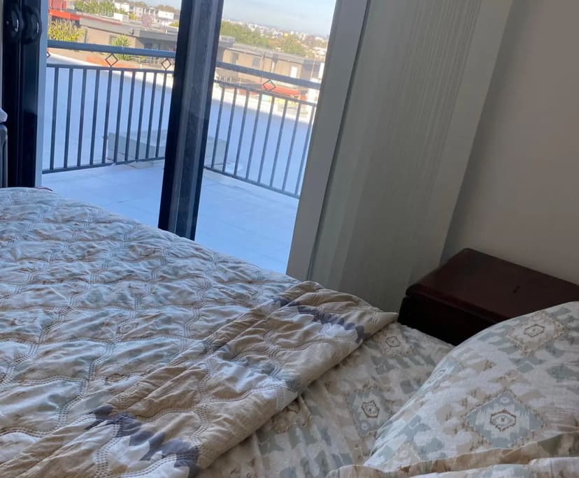 $300, Flatshare, 3 bathrooms, Newtown NSW 2043