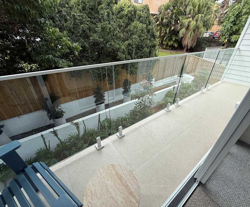 Furnished room with own bathroom