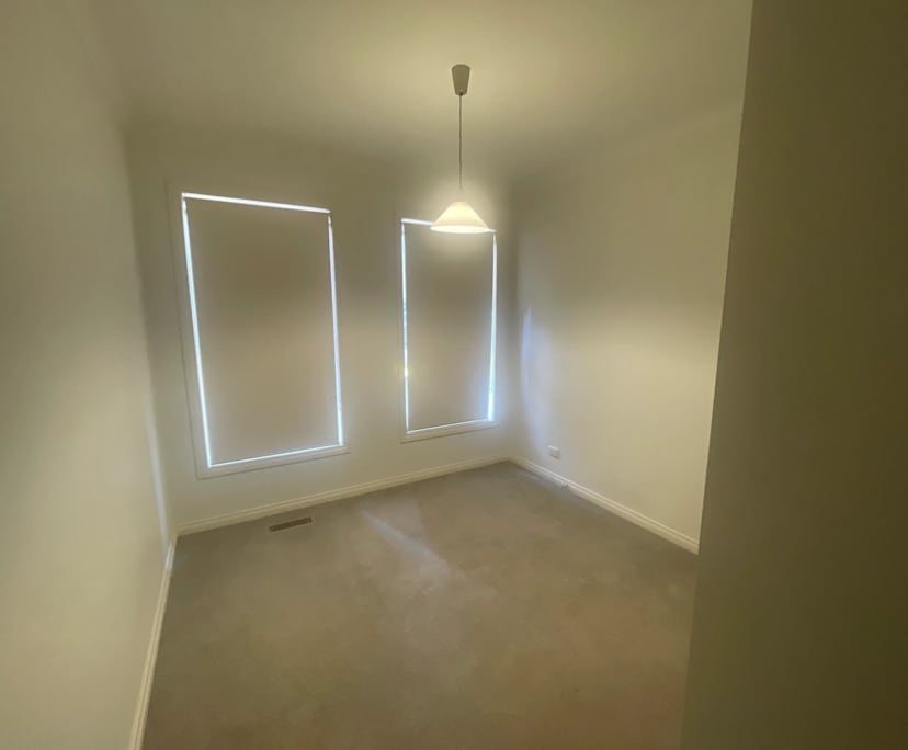 Unfurnished room in a share house