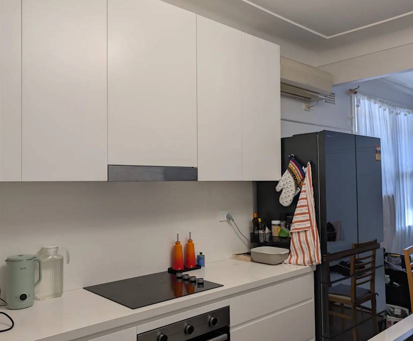 Furnished room in a share house