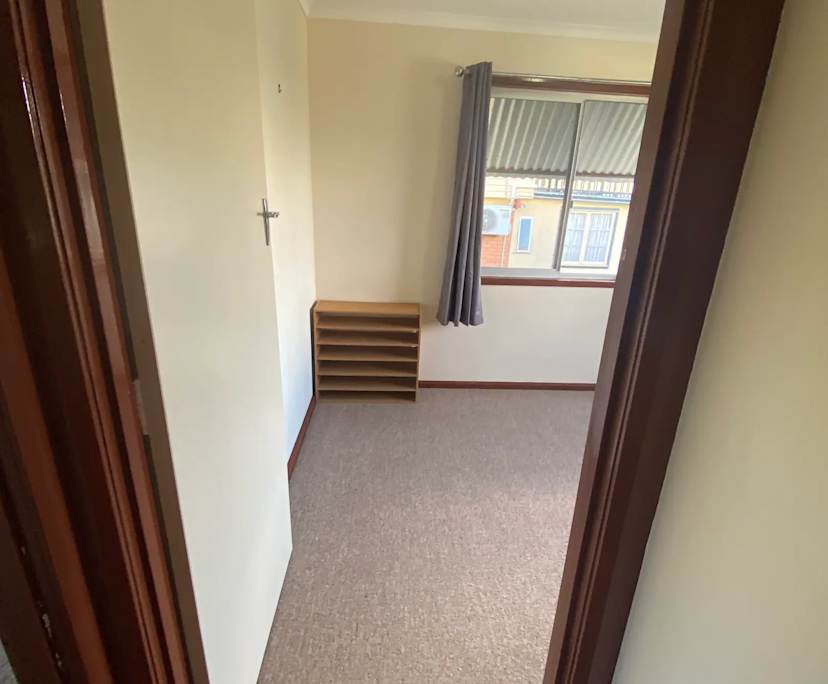 Room in a share house