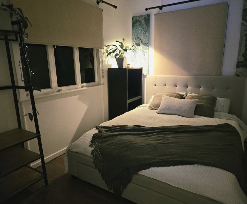 Furnished room in a share house