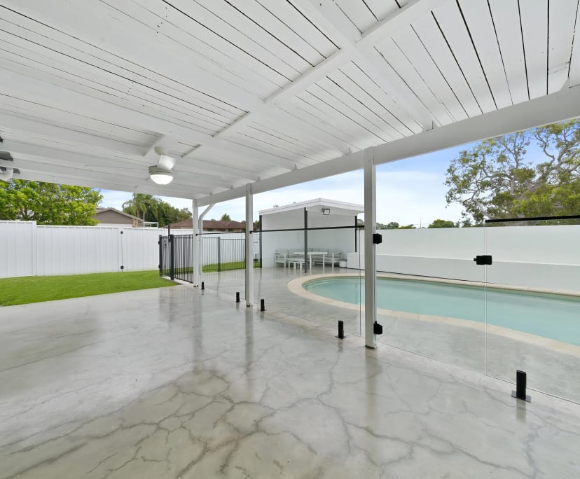 Furnished room in a share house