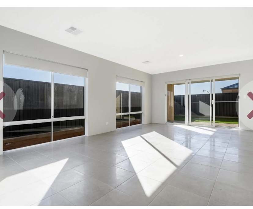 Whole property with 4 rooms for rent