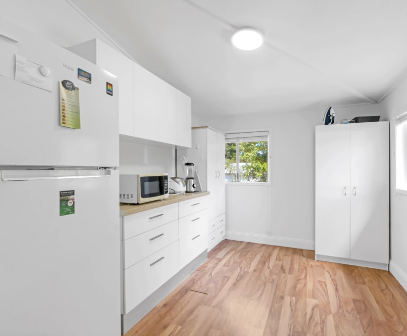 $300-325, Share-house, 2 rooms, Westcourt QLD 4870, Westcourt QLD 4870