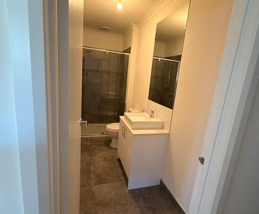 $365, Whole-property, 2 bathrooms, Melton South VIC 3338