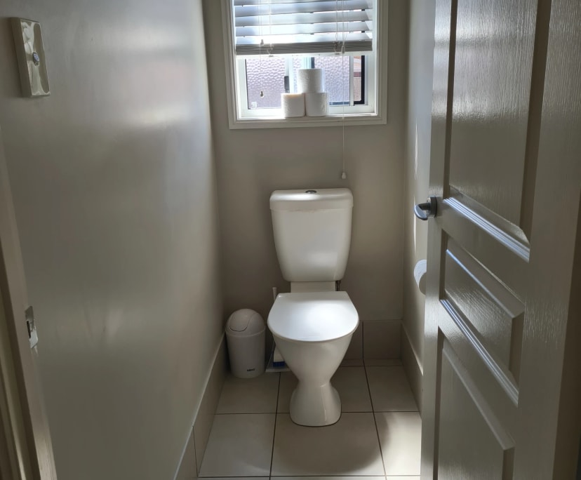 $200, Share-house, 4 bathrooms, Wilsonton Heights QLD 4350