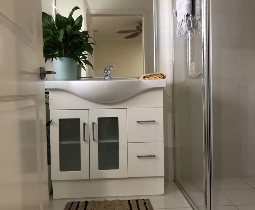 $325-335, Share-house, 2 rooms, Albion QLD 4010, Albion QLD 4010