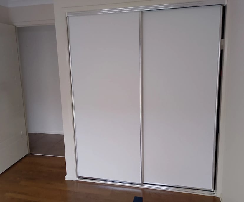 Unfurnished room with own bathroom