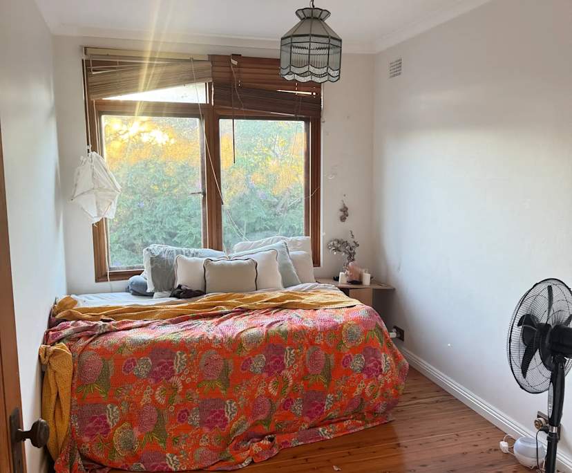 Furnished room in a share house