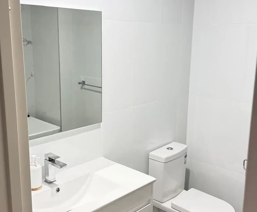 $350, Flatshare, 2 bathrooms, Campsie NSW 2194