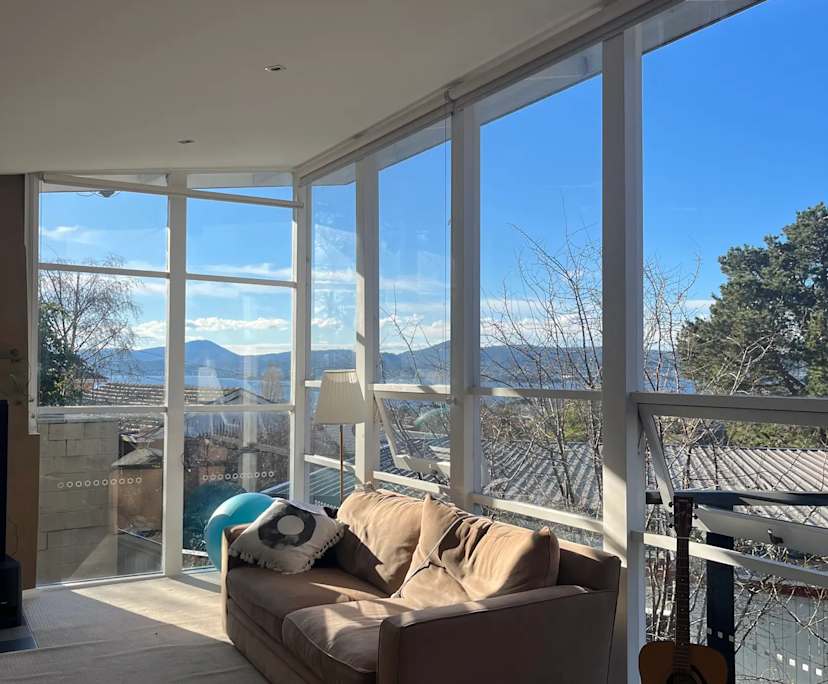 Unfurnished room in a share house