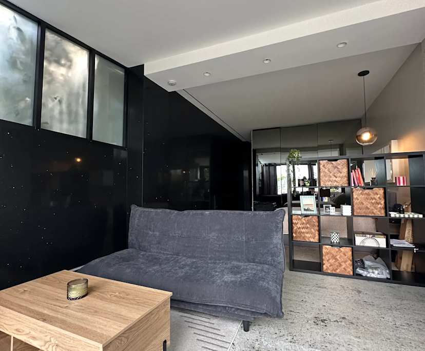 Furnished room studio flat for rent