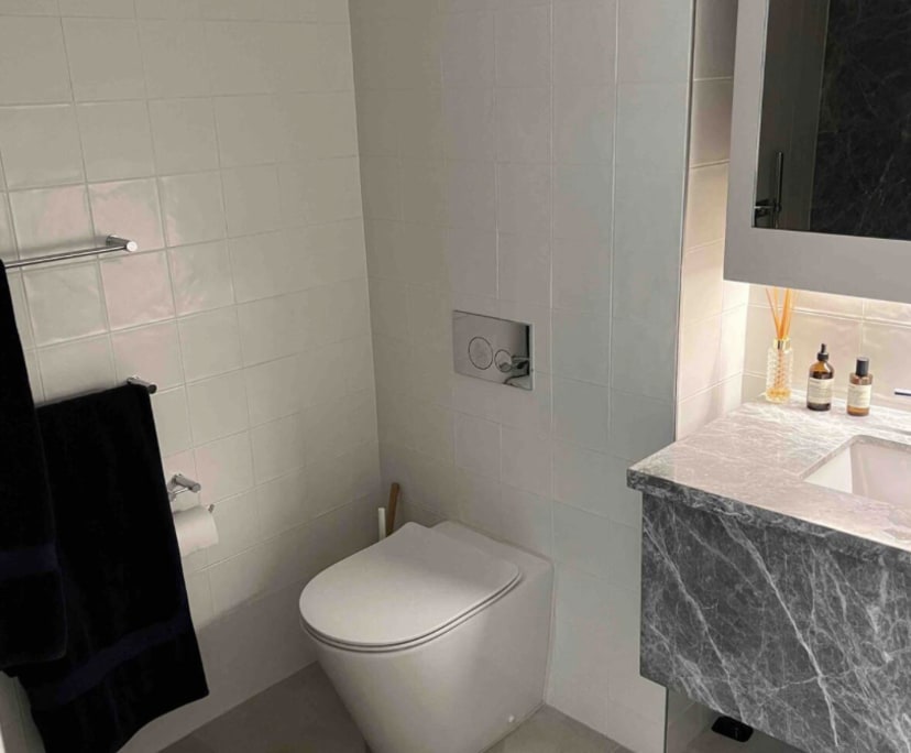 Furnished room with own bathroom