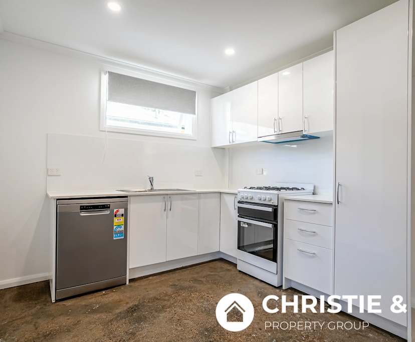 Whole property with 2 rooms for rent