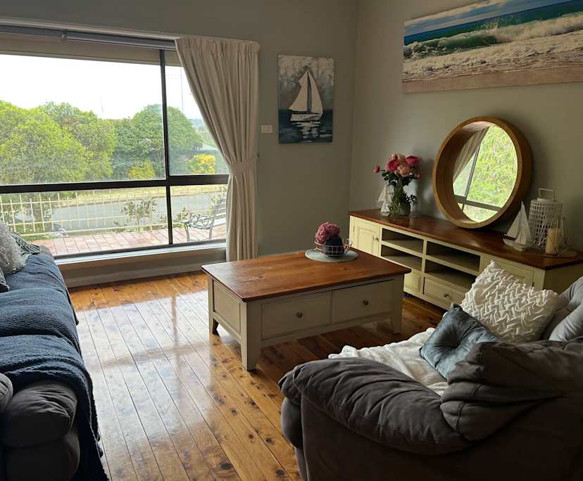 $200, Share-house, 4 bathrooms, Mount Austin NSW 2650