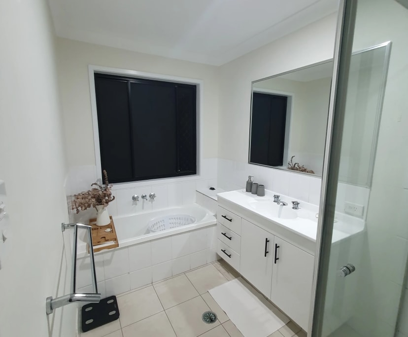 Whole Property for Rent in Springfield Lakes, Brisba...