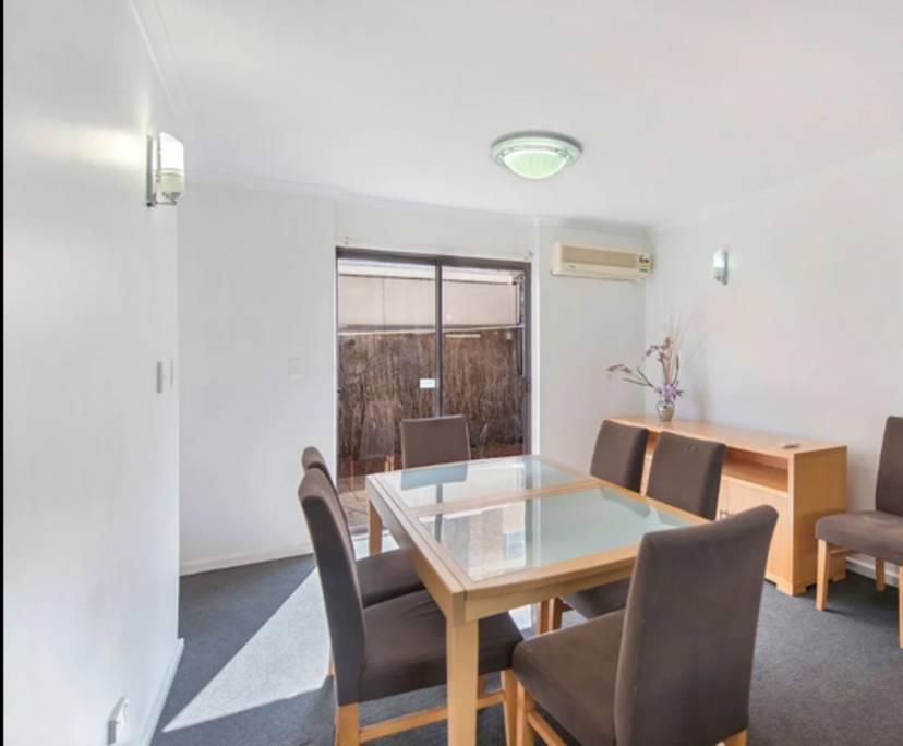 Whole property with 3 rooms for rent