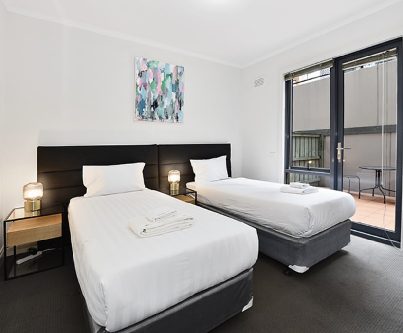 Furnished room in a flatshare