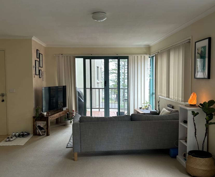 Furnished room in a flatshare