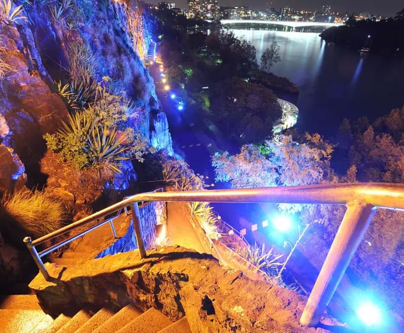 $330, Share-house, 3 bathrooms, Kangaroo Point QLD 4169