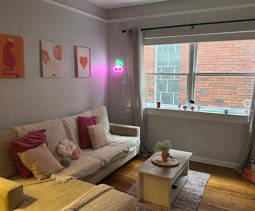 Whole property with 2 rooms for rent