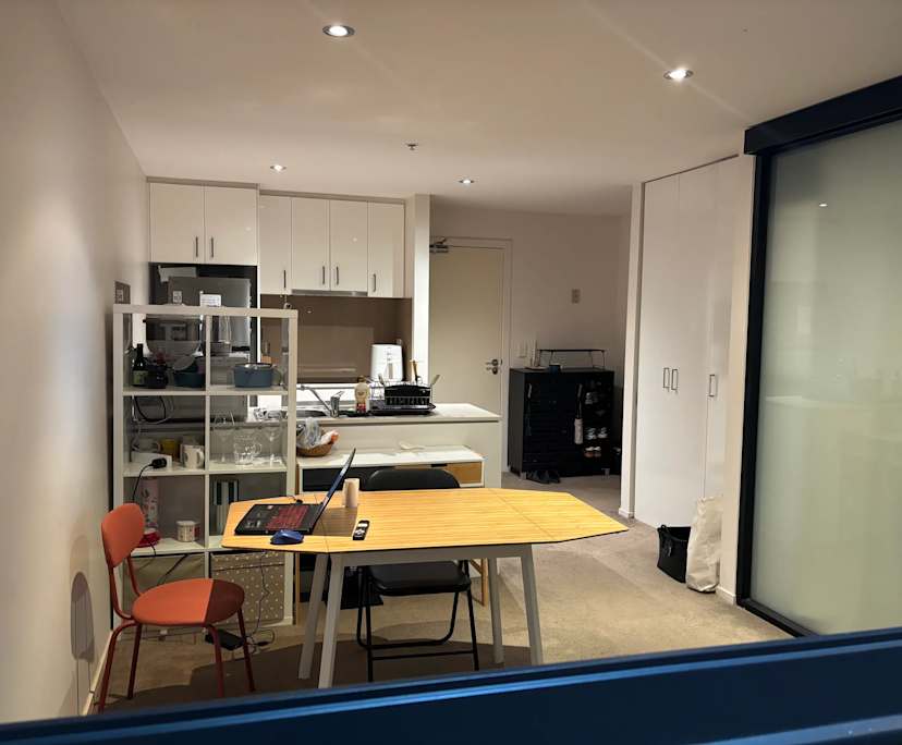 Room in a share house