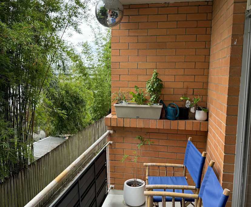 $325, Flatshare, 2 bathrooms, Woolloongabba QLD 4102