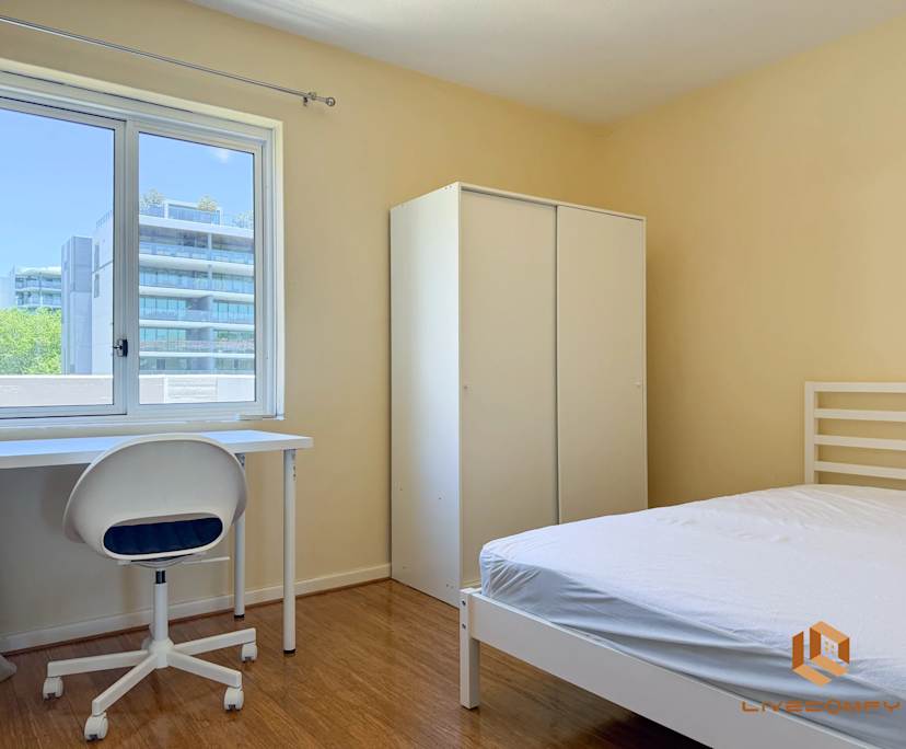 $530, Flatshare, 3 bathrooms, South Perth WA 6151