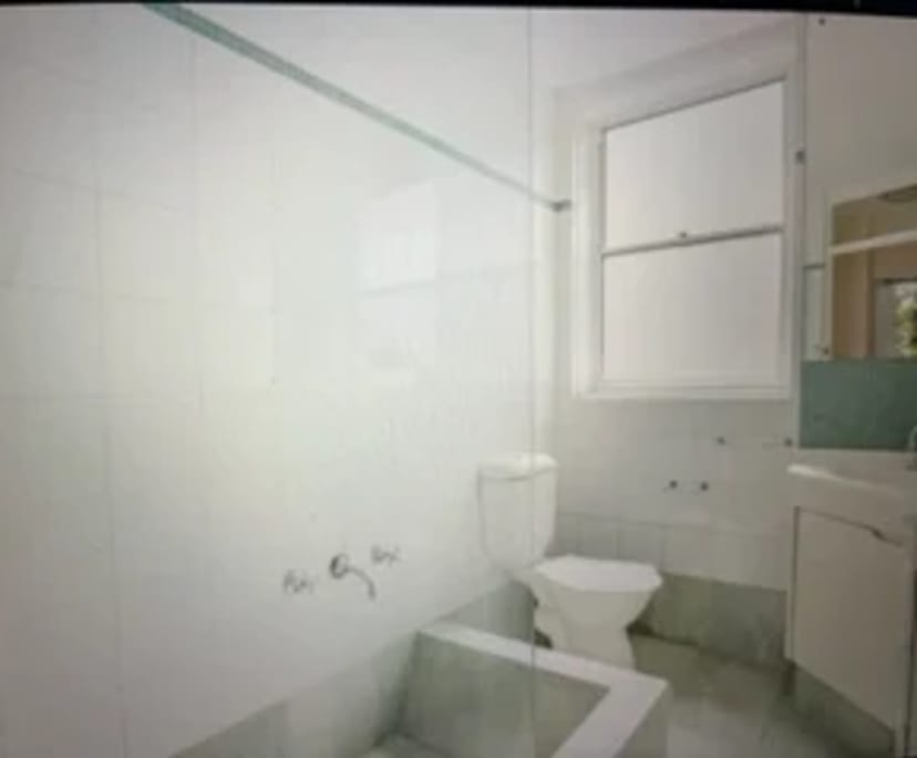 Room for Rent in Mona Vale, Sydney 250, Unfurnish...