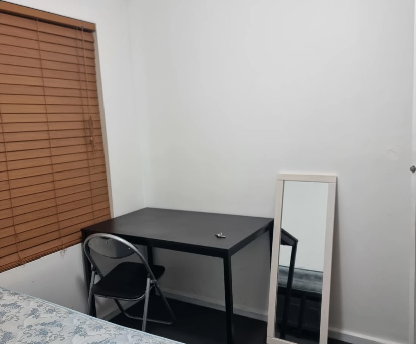 Furnished room in a share house
