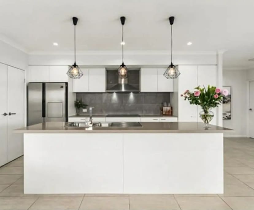 $320, Share-house, 4 bathrooms, Augustine Heights QLD 4300